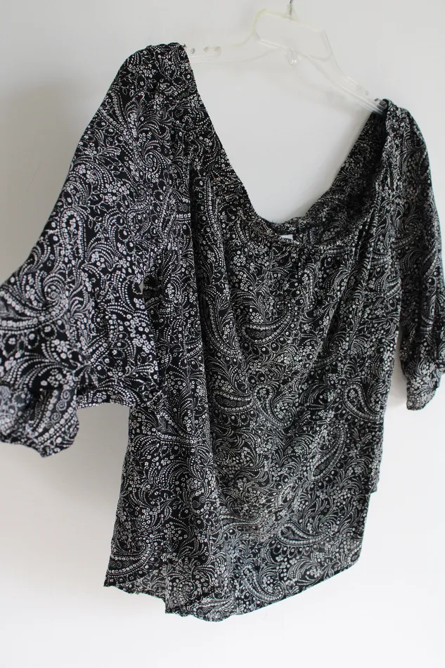 Old Navy Rings NEW Old Navy Black Paisley OffTheShoulder Top L