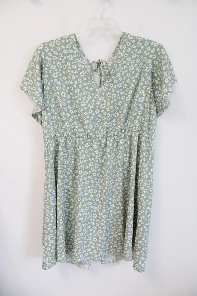 Shein Rings Shein Curve Sage Green White Floral Tied Back Dress 4XL