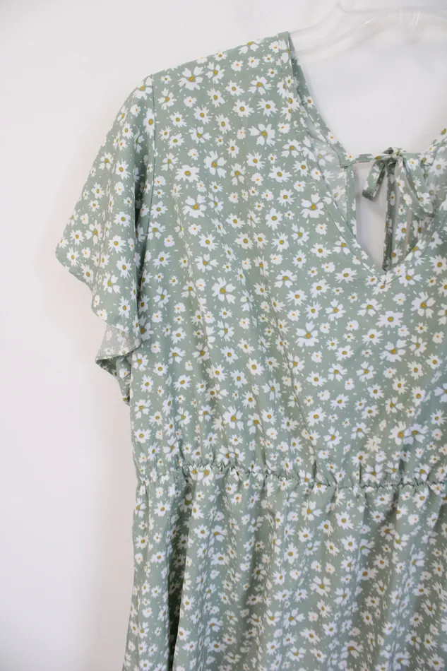 Shein Rings Shein Curve Sage Green White Floral Tied Back Dress 4XL