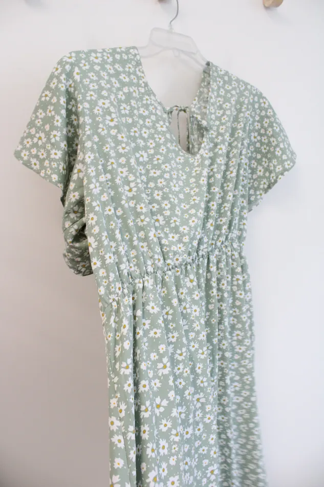 Shein Rings Shein Curve Sage Green White Floral Tied Back Dress 4XL