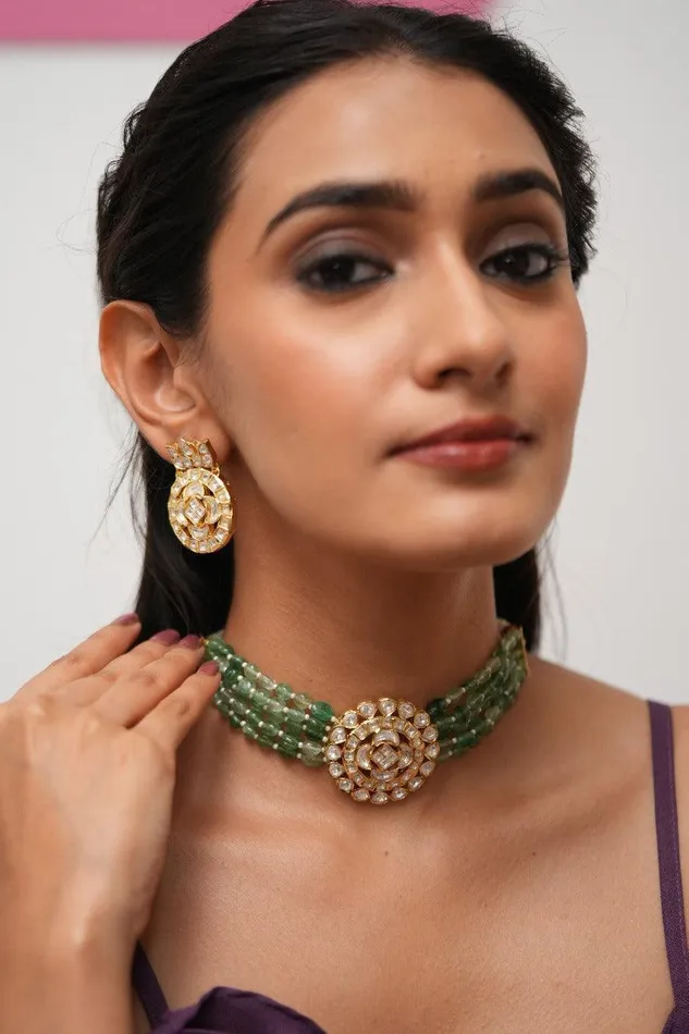 Attrangi PreStyled Sets Vandana Mint Moissanite Bead Gold Choker Set