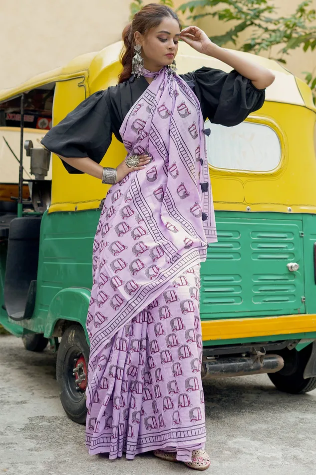 Teejh Meter Down Mulmul Cotton Saree Teejh Earrings