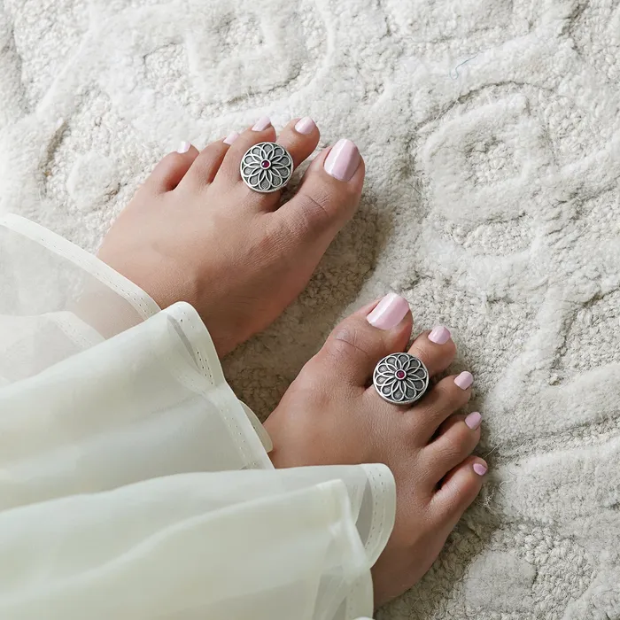 Teejh Rings Teejh Aadhar Silver Oxidised Toe Rings