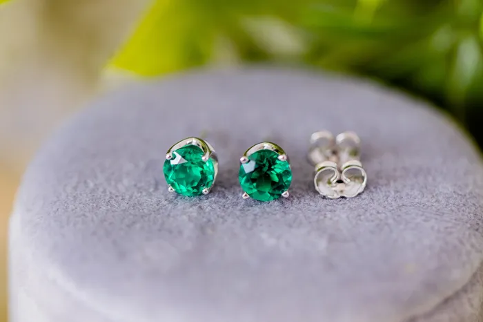 Earrings Green Gorgeous Gift Set 1 Pair of Earrings 2 Earring Jackets FIRE BRILLIANCE