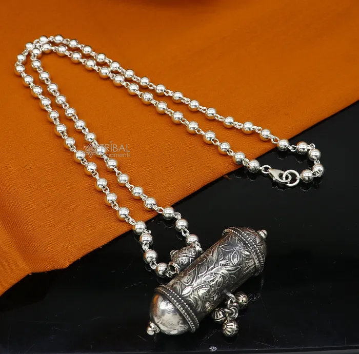 Necklaces TRIBAL ORNAMENTS 925 Sterling silver handmade vintage design pendant amulet necklace with hangings bells excellent tribal ethnic jewelry Rajasthan set660 Necklaces TRIBAL ORNAMENTS 925 Sterling silver handmade vintage design pendant amulet necklace with hangings bells excellent tribal ethnic jewelry Rajasthan set660