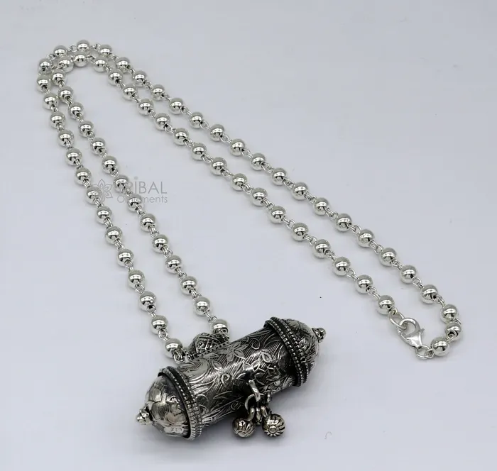 Necklaces TRIBAL ORNAMENTS 925 Sterling silver handmade vintage design pendant amulet necklace with hangings bells excellent tribal ethnic jewelry Rajasthan set660 Necklaces TRIBAL ORNAMENTS 925 Sterling silver handmade vintage design pendant amulet necklace with hangings bells excellent tribal ethnic jewelry Rajasthan set660