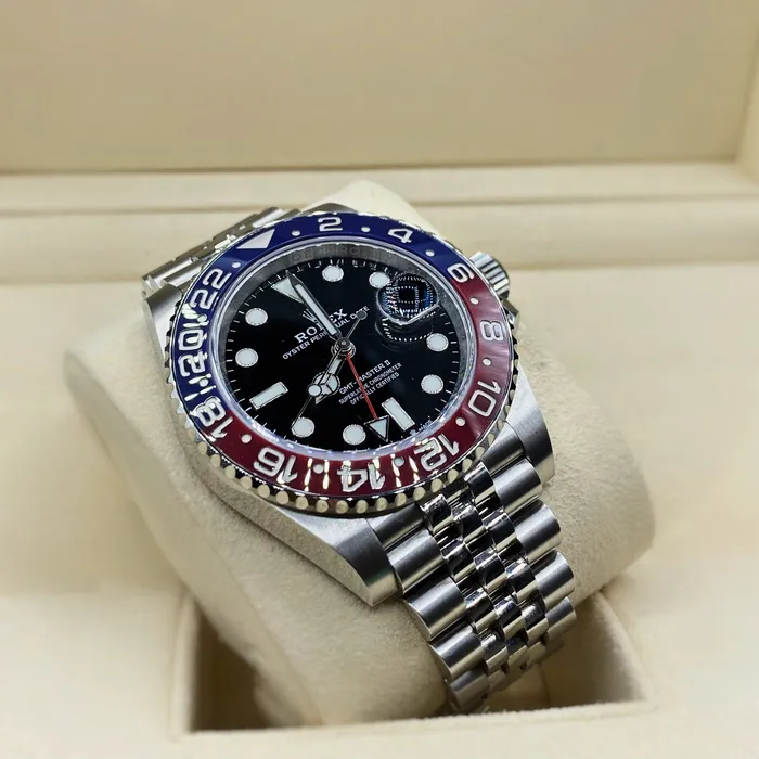 Bracelets Rolex Rolex GMTMaster II Pepsi 40mm Ref 126710blro0001 Black Dial Red Blue Ceramic Bezel Stainless Steel Jubilee Bracelet Mens Watch