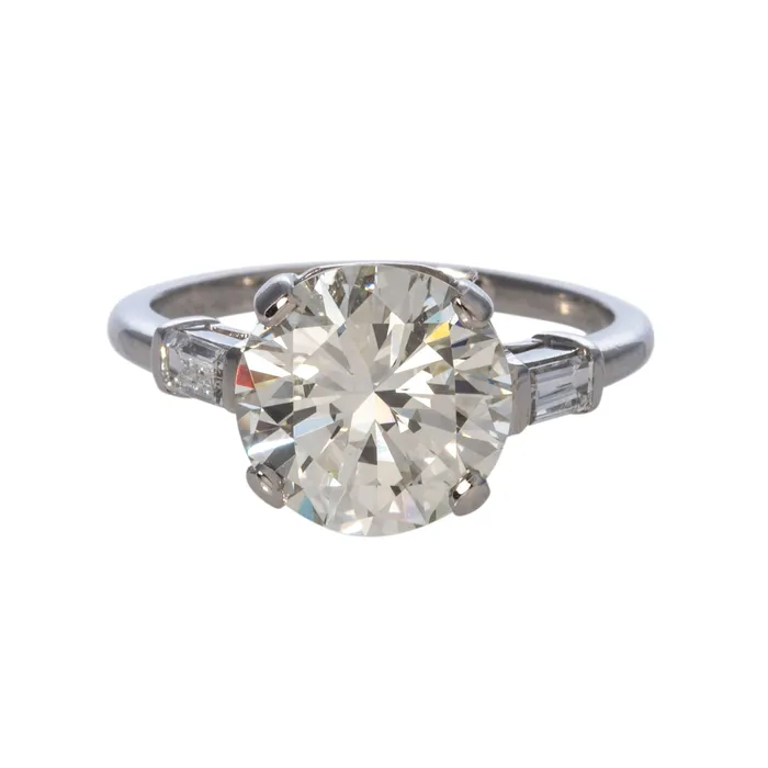 Croghans Estate 318ct Round Brilliant 22ct Baguette Side Diamond Platinum Ring Rings Croghans Estate 318ct Round Brilliant 22ct Baguette Side Diamond Platinum Ring Rings