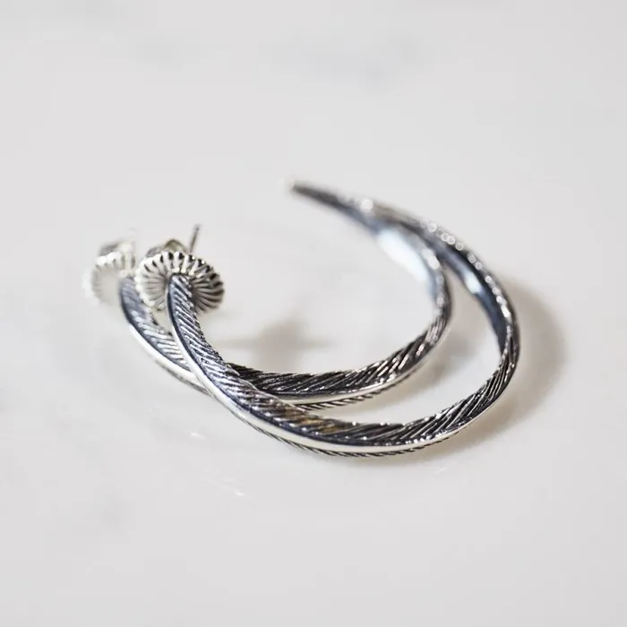Earrings Grainger McKoy Grainger McKoy Sterling Silver Narrow Feather Earrings
