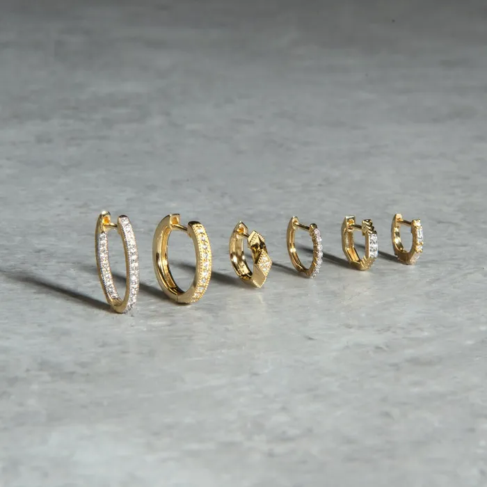 Earrings Jude Frances Jude Frances Diamond Huggie Hoop Earrings