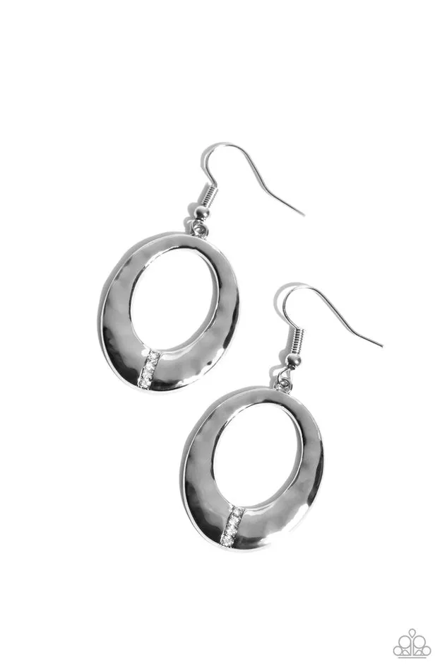 Earrings Paparazzi Earring Center Stage Classic White Paparazzi Jewelry Earrings Paparazzi Earring Center Stage Classic White Paparazzi Jewelry