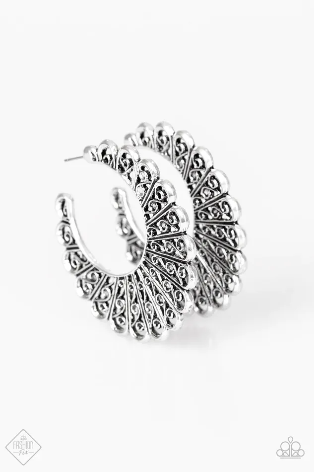 Earrings Paparazzi Jewelry Paparazzi Earring Funky Flirt Silver