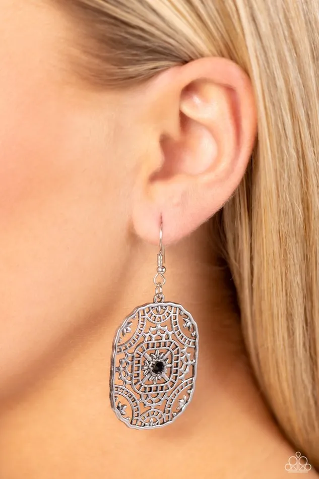 Earrings Paparazzi Jewelry Paparazzi Earring GrecoRoman Romance Black