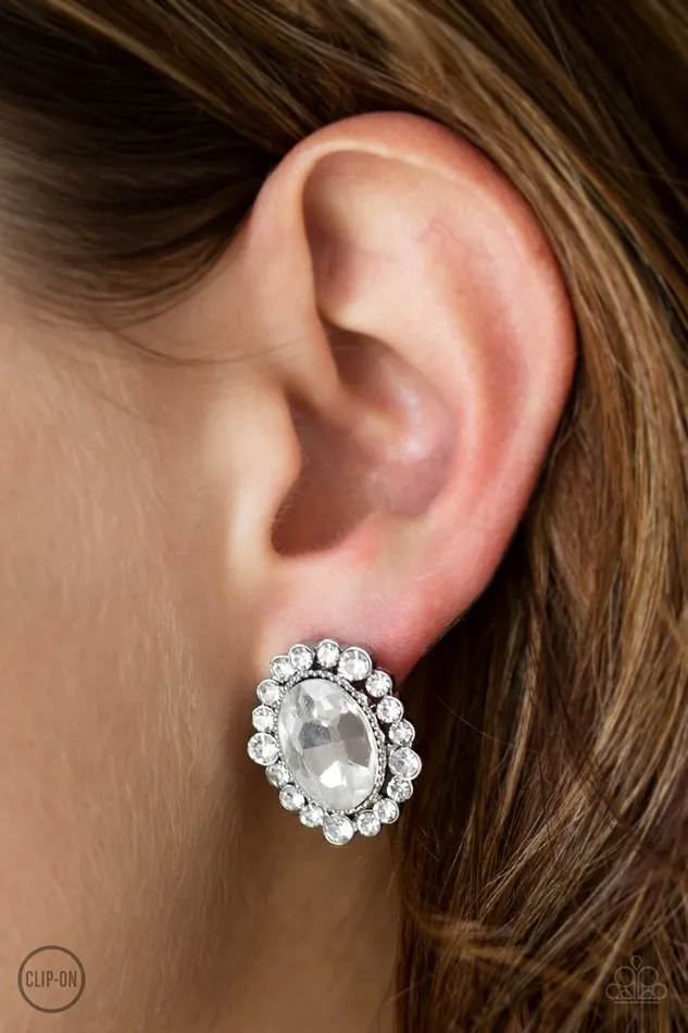 Earrings Paparazzi Jewelry Paparazzi Earring Hold Court White