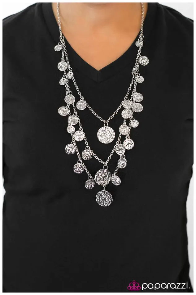 Necklaces Paparazzi Jewelry Paparazzi Necklace A Time To Reflect Silver