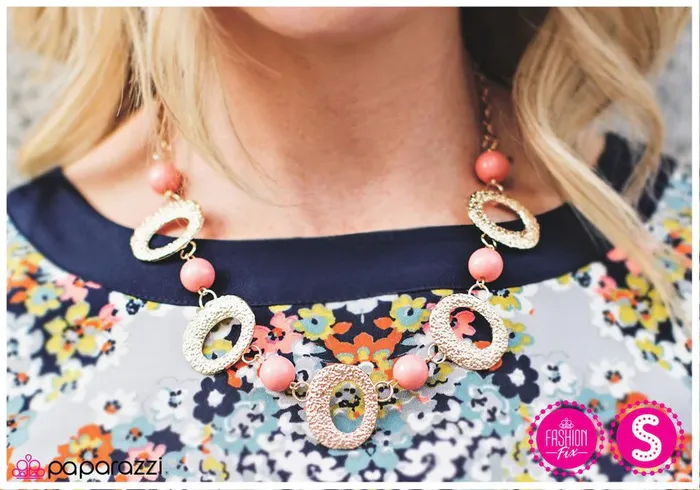 Necklaces Paparazzi Jewelry Paparazzi Necklace Looking the Part Gold