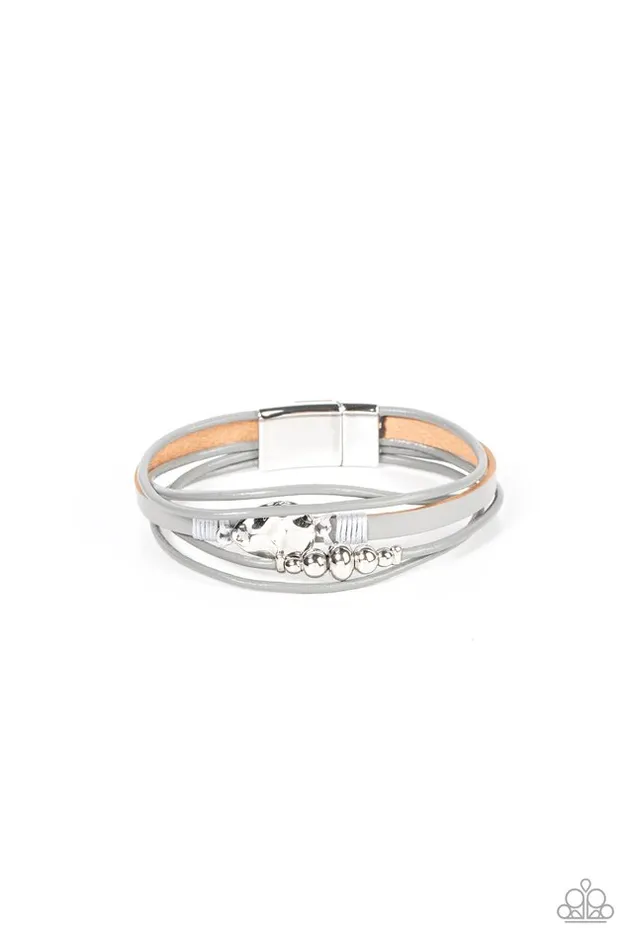 Paparazzi Bracelet Tahoe Tourist Silver Paparazzi Jewelry Bracelets Paparazzi Bracelet Tahoe Tourist Silver Paparazzi Jewelry Bracelets