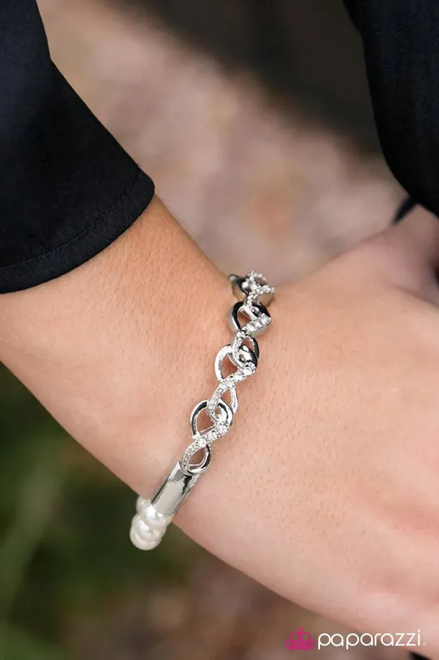 Paparazzi Jewelry Bracelets Paparazzi Bracelet Bring Your Finest White