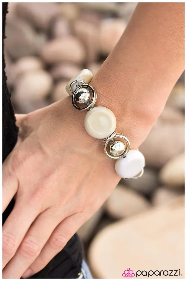 Paparazzi Jewelry Bracelets Paparazzi Bracelet Totally Toasted White