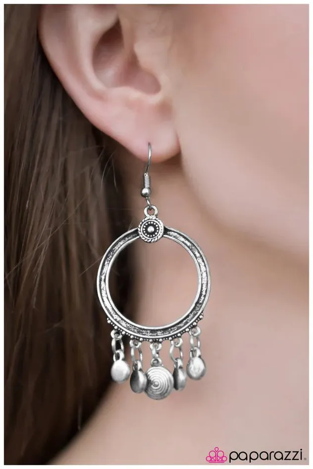 Paparazzi Jewelry Earrings Paparazzi Earring All Good Things Silver