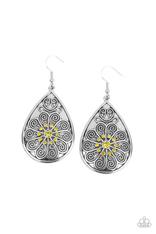 Paparazzi Jewelry Earrings Paparazzi Earring Banquet Bling Yellow
