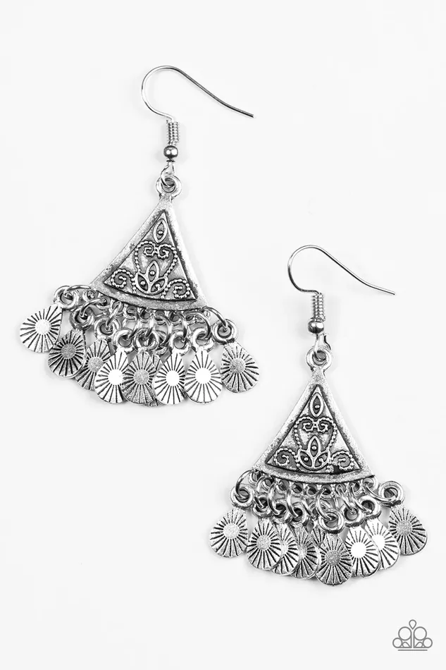 Paparazzi Jewelry Earrings Paparazzi Earring Dancing Drylands Silver