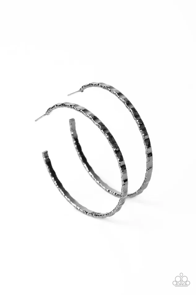 Paparazzi Jewelry Earrings Paparazzi Earring Grungy Grit Black Paparazzi Jewelry Earrings Paparazzi Earring Grungy Grit Black
