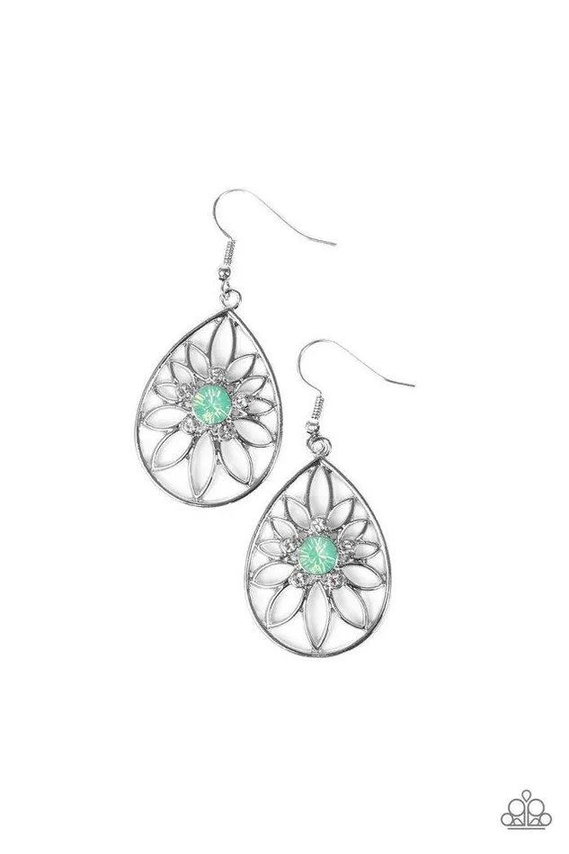 Paparazzi Jewelry Earrings Paparazzi Earring Take It GLOW Green