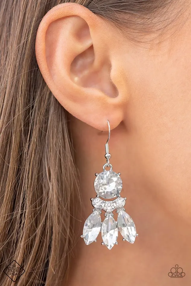 Paparazzi Jewelry Earrings Paparazzi Earring To Have and to SPARKLE White