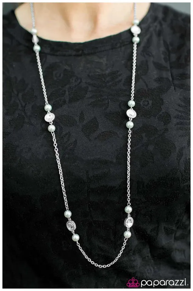 Paparazzi Jewelry Necklaces Paparazzi Necklace Broadway Beauty Green