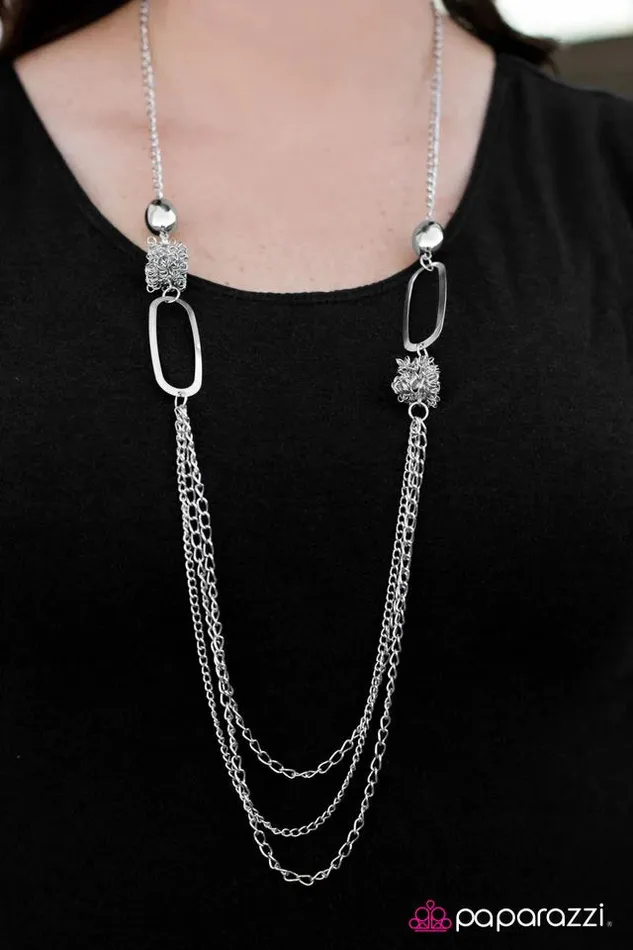 Paparazzi Jewelry Necklaces Paparazzi Necklace Cosmic Cube Silver