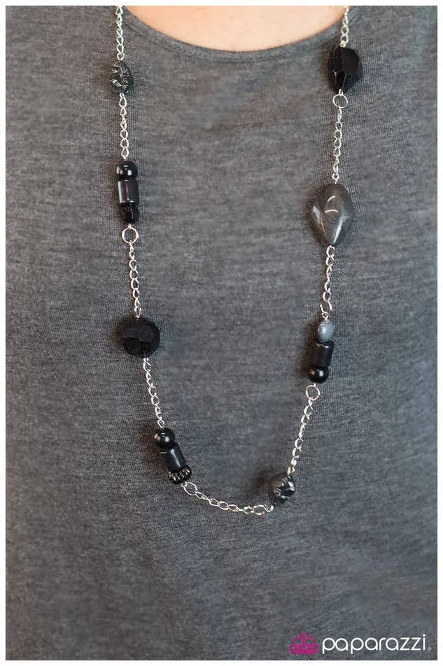 Paparazzi Jewelry Necklaces Paparazzi Necklace Fashionably Faded Black