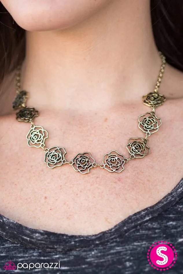 Paparazzi Jewelry Necklaces Paparazzi Necklace Fleur de Flirt Brass