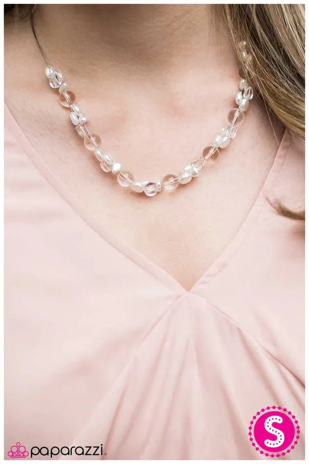 Paparazzi Jewelry Necklaces Paparazzi Necklace Floating On Air White