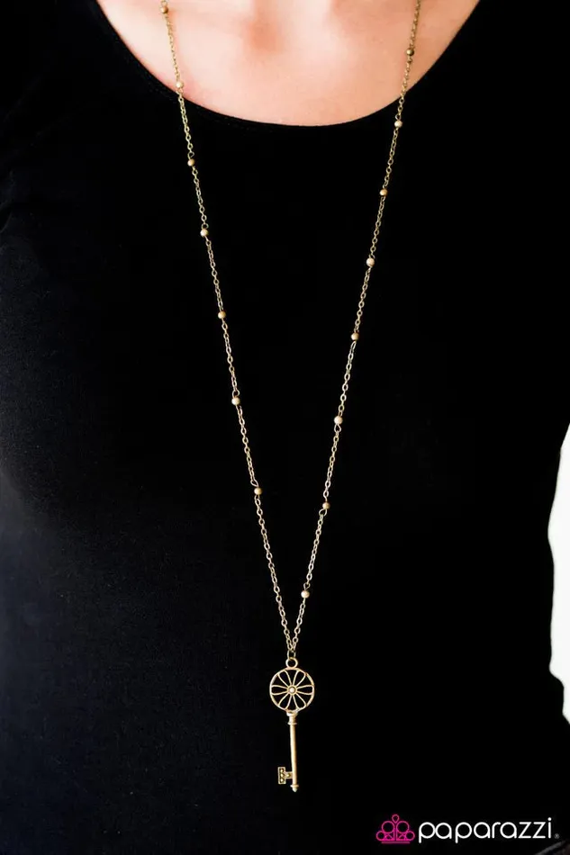 Paparazzi Jewelry Necklaces Paparazzi Necklace Love Is The Key To Happiness Brass