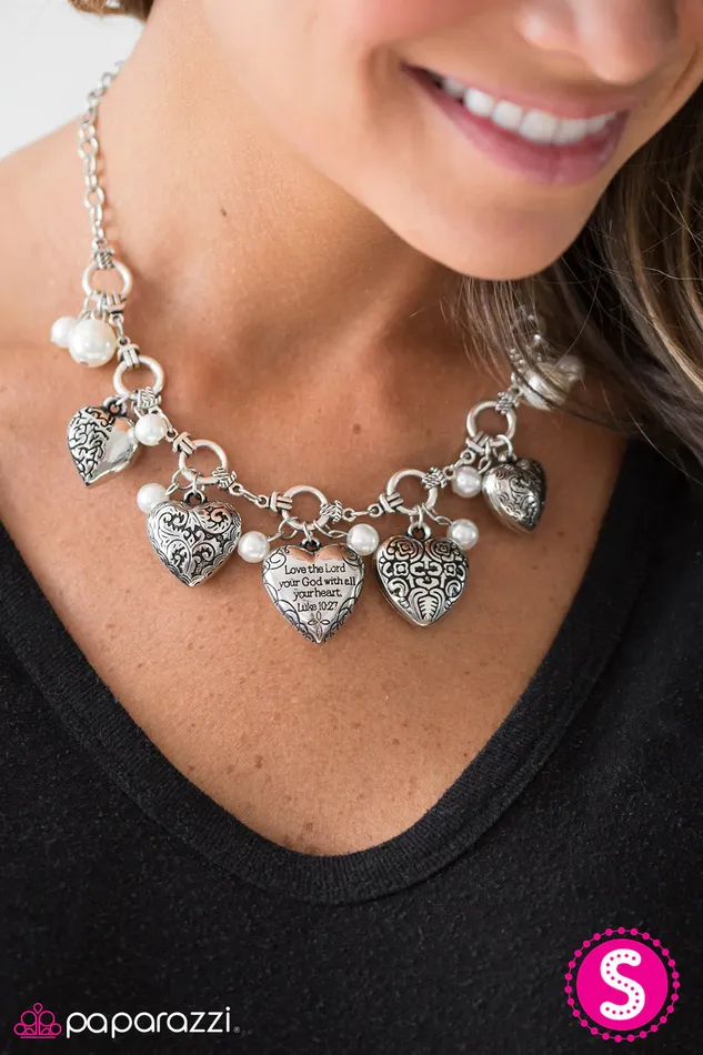 Paparazzi Jewelry Necklaces Paparazzi Necklace With All Your Heart White