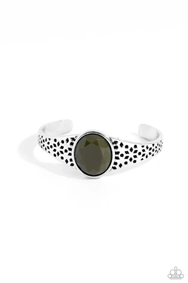 Paparazzi Jewelry Paparazzi Bracelet Over POPulated Green Bracelets Paparazzi Jewelry Paparazzi Bracelet Over POPulated Green Bracelets