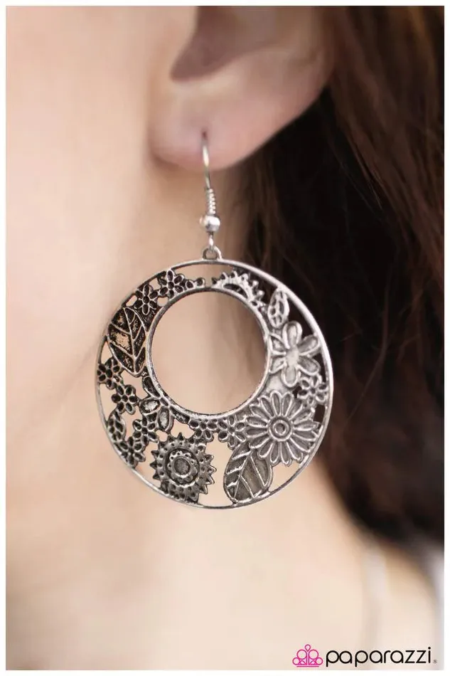 Paparazzi Jewelry Paparazzi Earring The Rite of Spring Silver Earrings