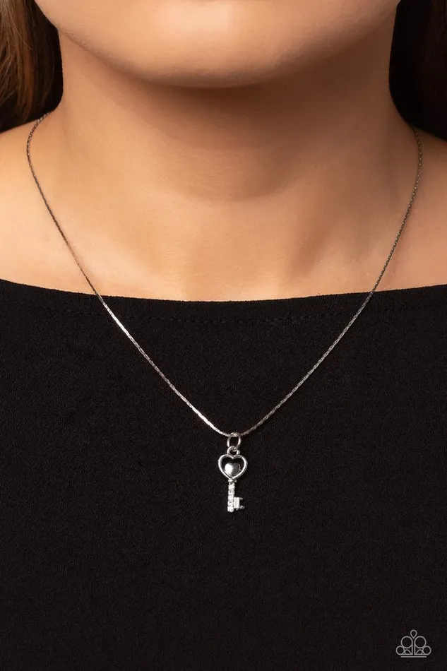 Paparazzi Jewelry Paparazzi Necklace LOVELocked White Necklaces