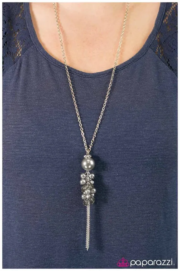 Paparazzi Jewelry Paparazzi Necklace The Low Down Silver Necklaces