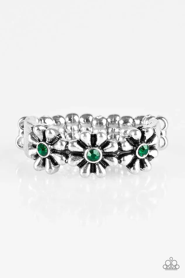 Paparazzi Jewelry Rings Paparazzi Ring Dancing Daisies Green