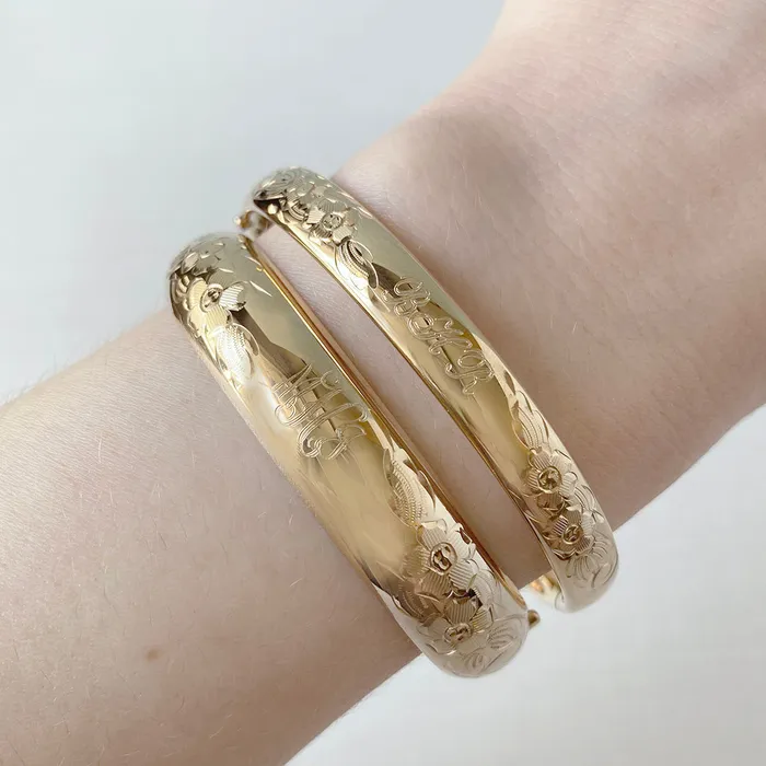 PreStyled Sets Croghans Adult 14K Gold Filled Diagonal Signet 8mm Bangle