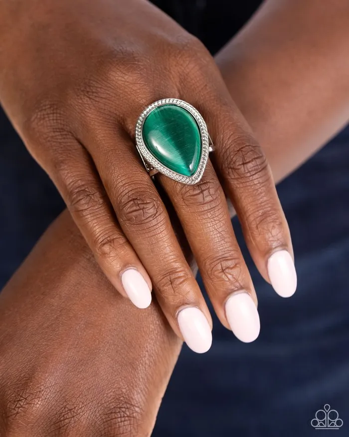 Rings Paparazzi Ring The Rain in MAINE Green Paparazzi Jewelry
