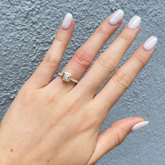 Single Stone Rings Single Stone Karina Ring