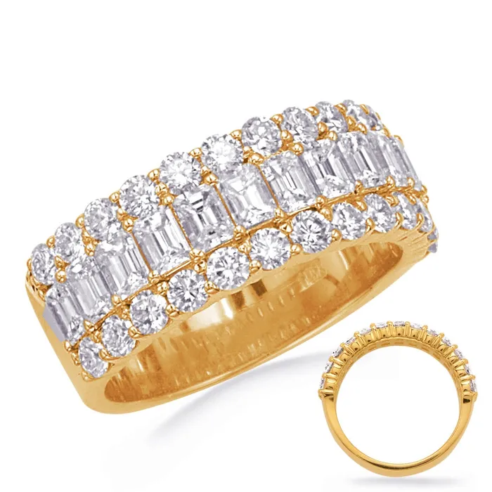 Wedding Bands Rings 14K Yellow Gold Wide Emerald Cut and Round Diamond Band Wedding Bands Rings 14K Yellow Gold Wide Emerald Cut and Round Diamond Band