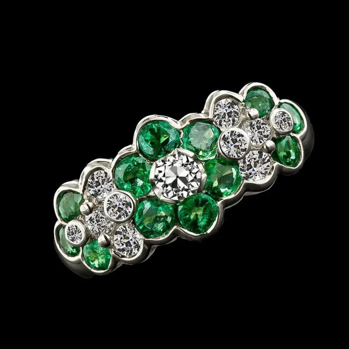 Genuine Old Cut Round Natural Earth Mined Diamond Green Sapphire Ring Flower Style 475 Carats HarryChadEntcom Rings Genuine Old Cut Round Natural Earth Mined Diamond Green Sapphire Ring Flower Style 475 Carats HarryChadEntcom Rings