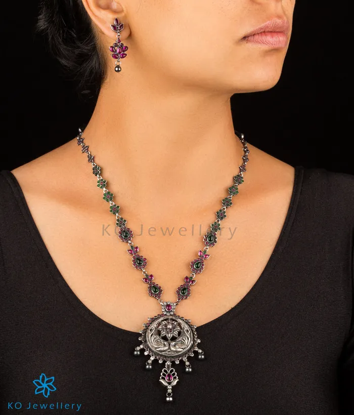 The Kritika Silver Peacock Kempu Necklace Silversmith Necklaces